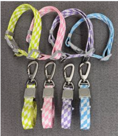 Adjustable Checkered Nylon Collar & Leash Set